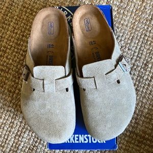 NIB Authentic Birkenstock Boston taupe suede regular fit size 41
